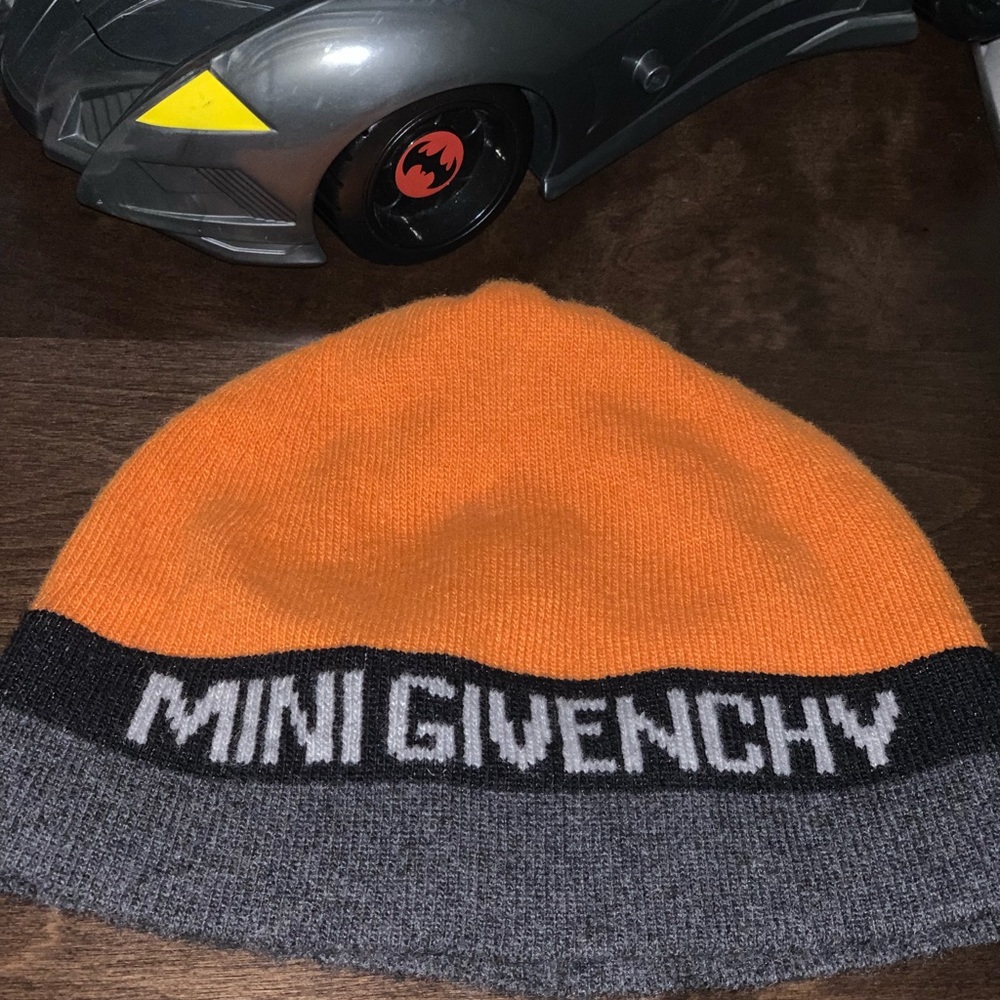 Givenchy hat
